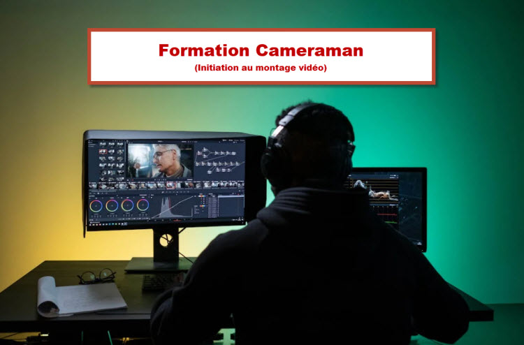 Personne travaillant sur un logiciel de montage vidéo professionnel – Formation caméraman, initiation au montage vidéo à Bruxelles, Belgique.